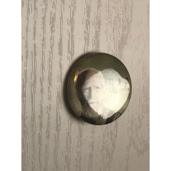 3/$15 🌻 The Walking Dead RIP Hershel Button Pin - Picture 3 of 5